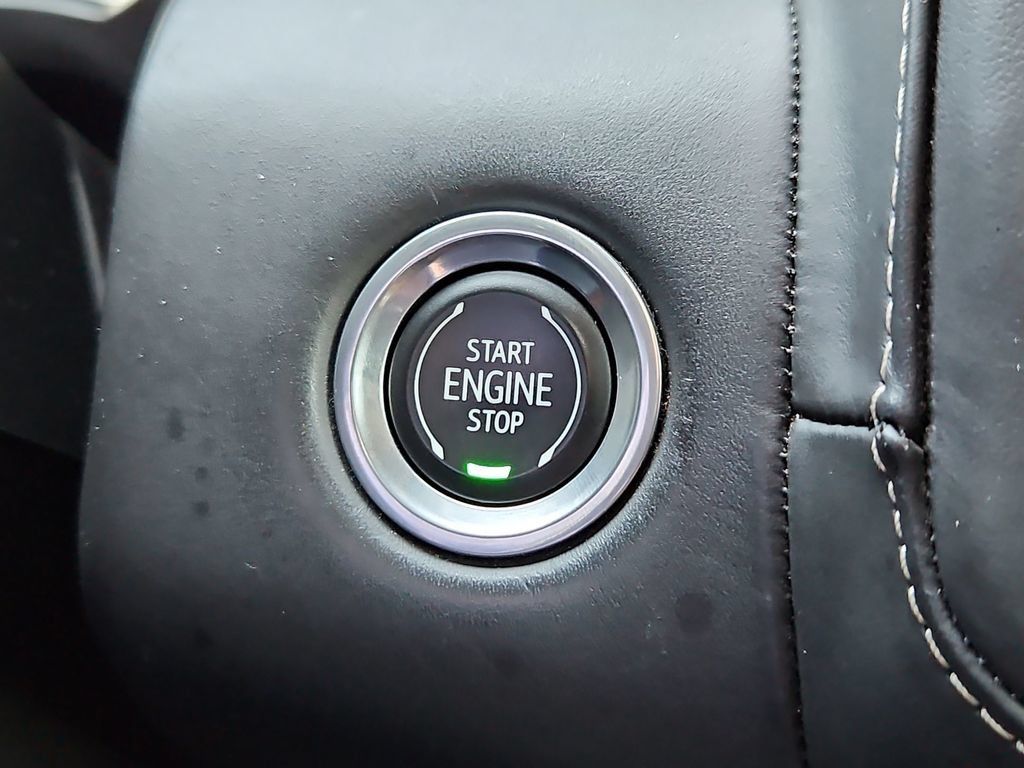 Used 2023 GMC Yukon Denali Ultimate AWD/4WD image 21