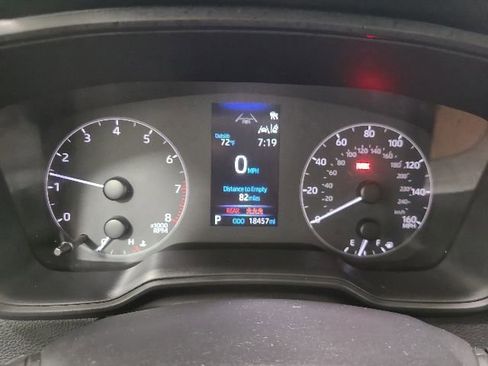 Used 2024 Toyota Corolla LE FWD image 26