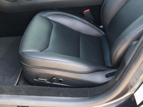 Used 2025 Tesla Model 3 Long Range RWD image 16