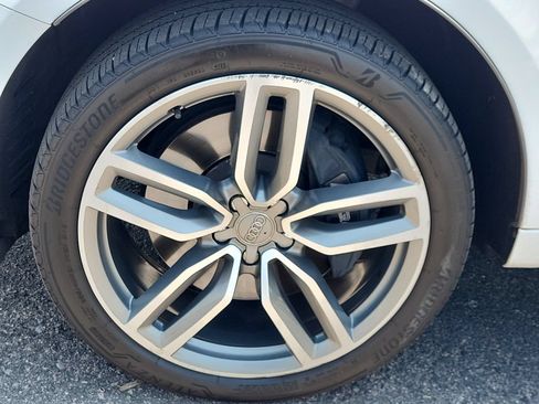 Used 2016 Audi SQ5 Premium Plus w/ Technology Package AWD/4WD image 21