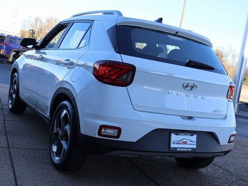 Certified 2022 Hyundai Venue SEL image 4