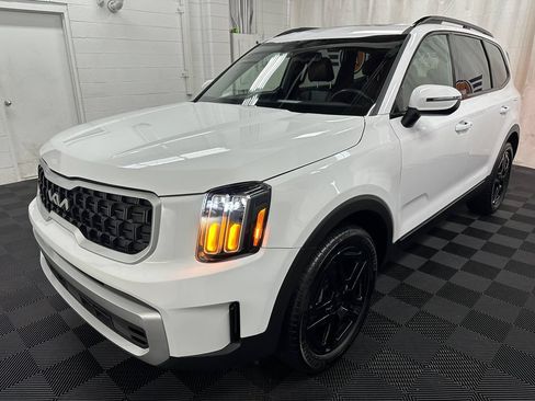 Used 2025 Kia Telluride EX X-Line AWD/4WD image 4