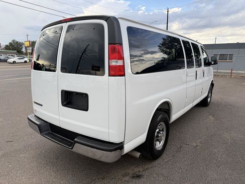 Used 2025 Chevrolet Express 3500 LT w/ LT Preferred Equipment Group RWD image 8