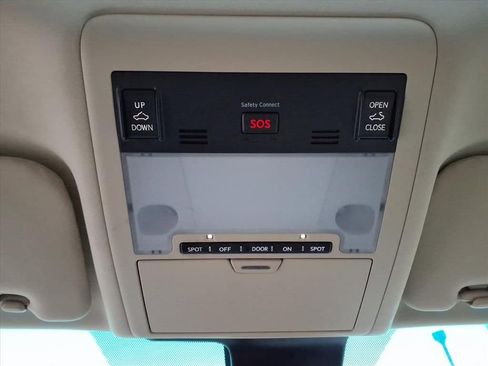 Used 2014 Lexus LS 460 w/ Comfort Package RWD image 22