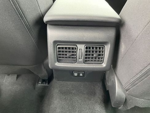 Used 2025 Toyota Camry LE image 23