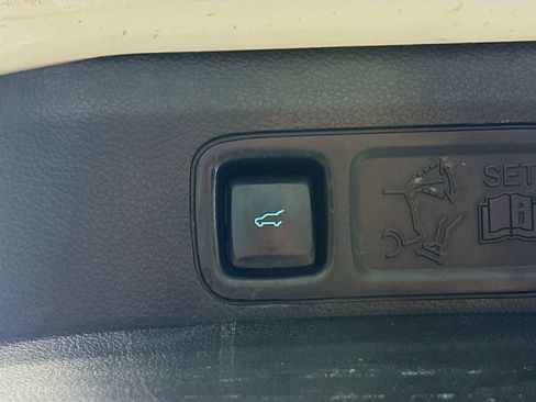 Used 2020 Ford Expedition Max Platinum image 30