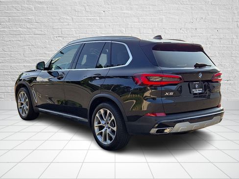 Used 2022 BMW X5 xDrive40i w/ Premium Package AWD/4WD image 4