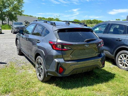 Used 2024 Subaru Crosstrek 2.5i Limited AWD/4WD image 4