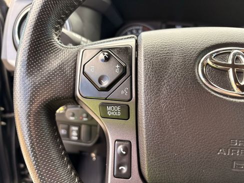Used 2023 Toyota Tacoma TRD Sport AWD/4WD image 26