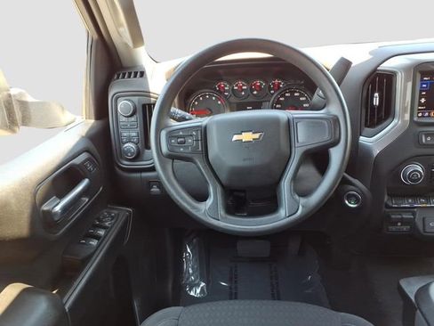 Used 2025 Chevrolet Silverado 2500 Custom w/ Custom Value Package AWD/4WD image 29