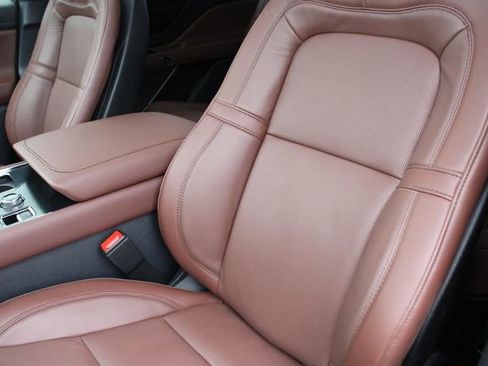 New 2026 Lincoln Aviator Reserve AWD/4WD image 35