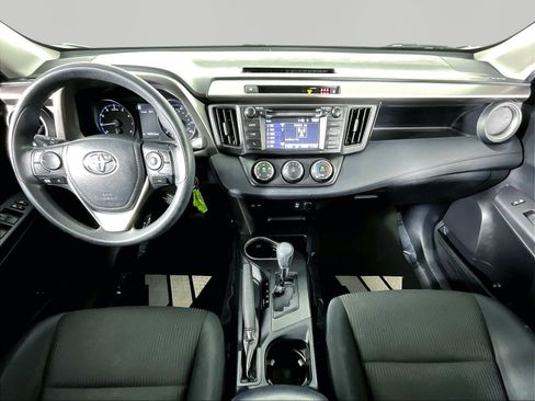 Used 2018 Toyota RAV4 LE w/ All Weather Liner Package FWD image 7
