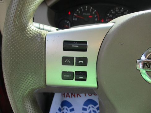 Used 2016 Nissan Frontier SV RWD image 14