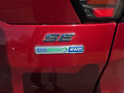 Used 2018 Ford Escape SE w/ SE Sync 3 Package image 13