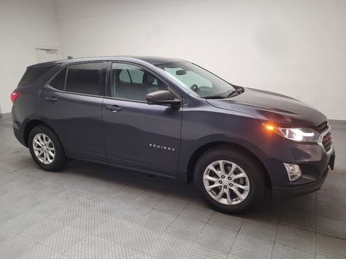 Used 2019 Chevrolet Equinox LS FWD image 11