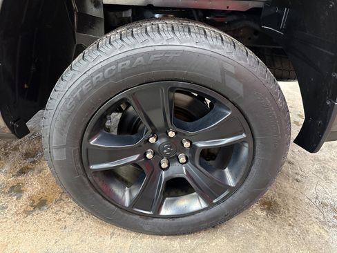 Used 2023 RAM 1500 Big Horn image 7