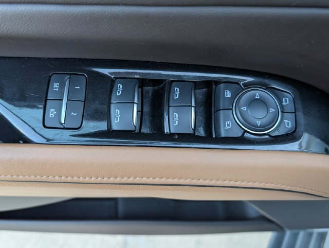 Used 2024 Cadillac Escalade Sport w/ Touring Package AWD/4WD image 28