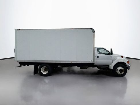 Used 2015 Ford F650 2WD Regular Cab Super Duty image 8