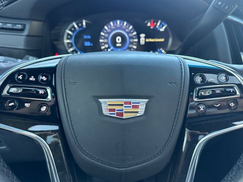 Used 2019 Cadillac Escalade ESV Platinum AWD/4WD image 37