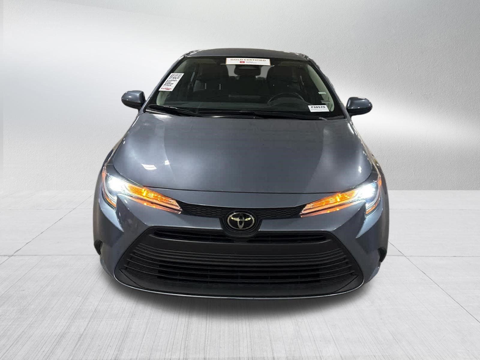 Used 2024 Toyota Corolla LE w/ LE Convenience Package FWD image 2