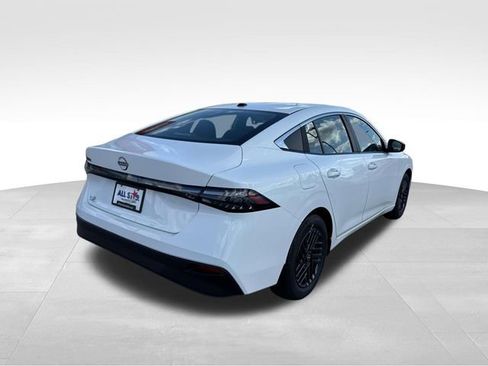 New 2026 Nissan Sentra SV w/ Floor Mat Package FWD image 8