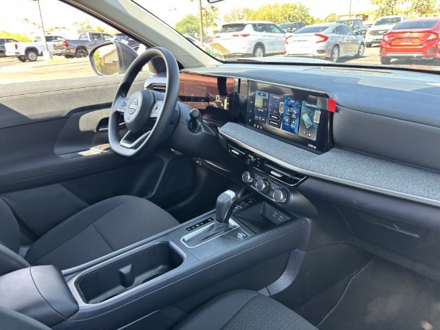 Used 2026 Nissan Kicks S FWD image 12