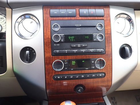 Used 2009 Ford Expedition EL 4WD image 26