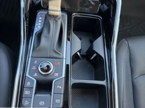 Used 2025 Kia Sorento SX image 53