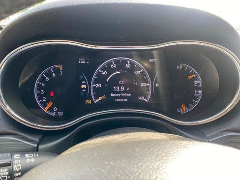 Used 2020 Jeep Grand Cherokee Altitude AWD/4WD image 20