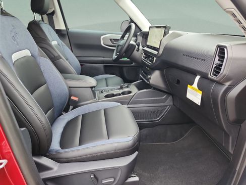 New 2025 Ford Bronco Sport Outer Banks image 18