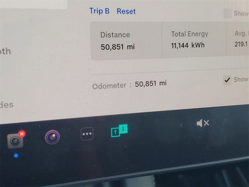 Used 2023 Tesla Model 3 Standard Range image 26