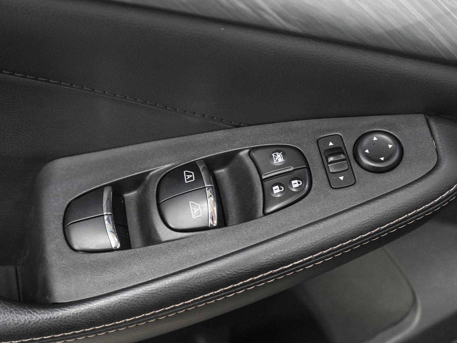 Used 2017 Nissan Maxima 3.5 SL FWD image 19