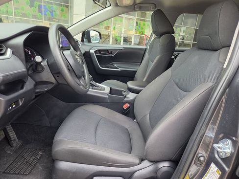Used 2025 Toyota RAV4 LE FWD image 26
