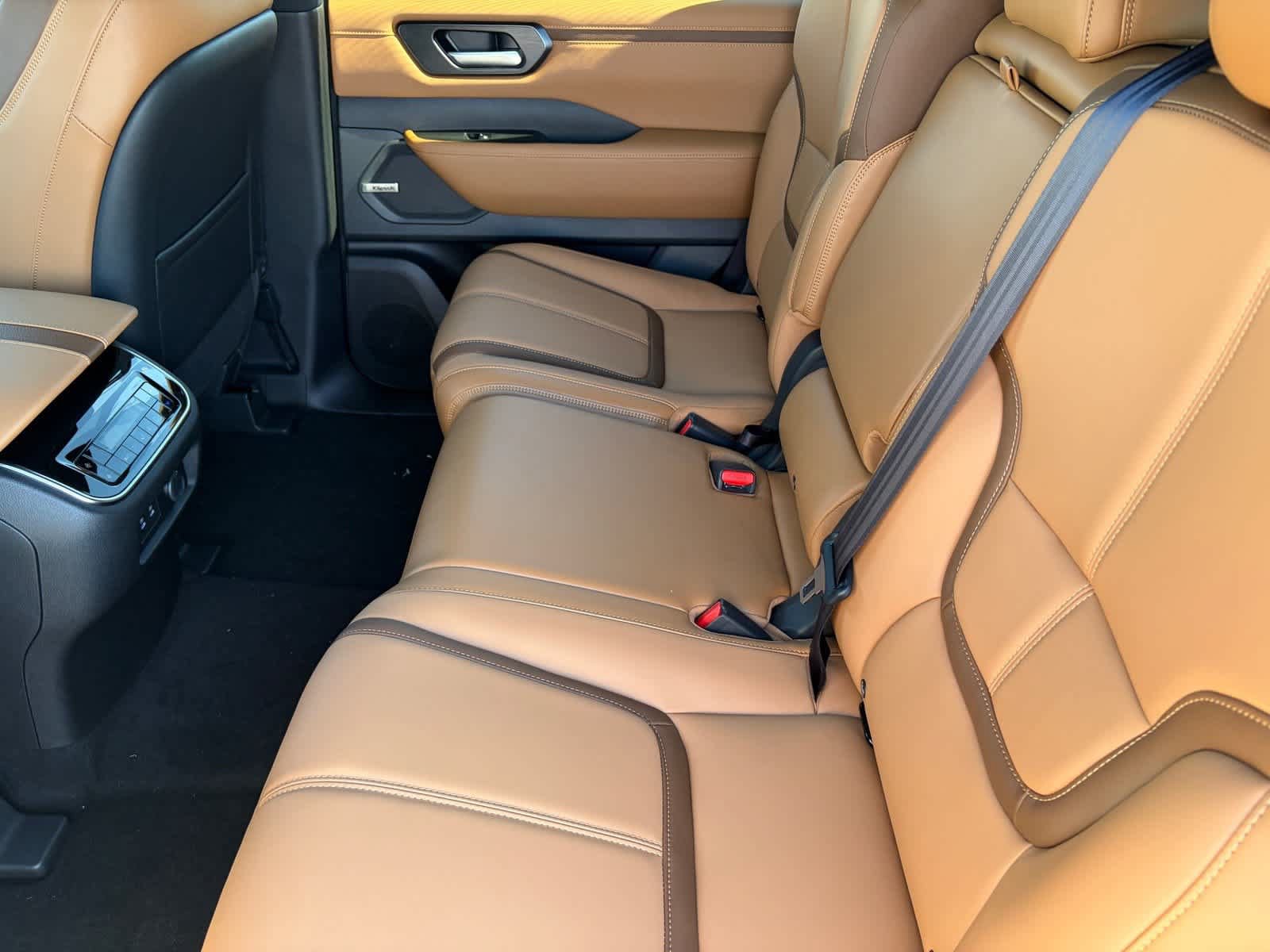 New 2027 Nissan Armada SL AWD/4WD image 15