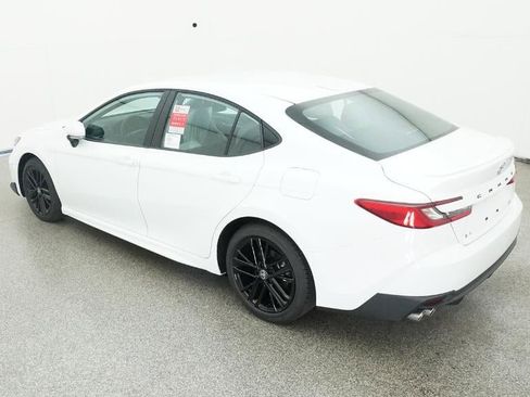 New 2026 Toyota Camry SE image 13