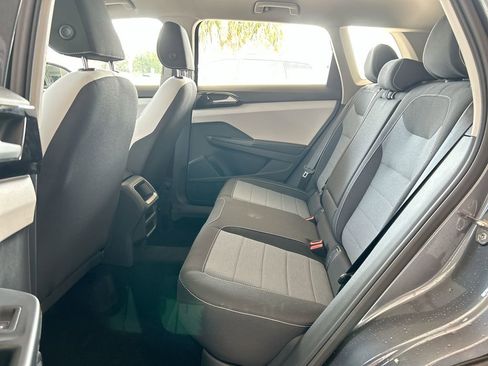 Used 2025 Volkswagen Taos S image 29