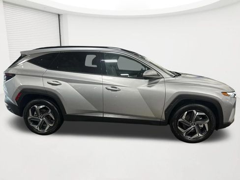 Certified 2024 Hyundai Tucson Limited AWD/4WD image 4