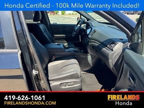 Certified 2024 Honda Passport TrailSport image 40