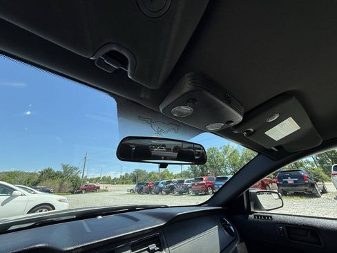 Used 2013 Ford Mustang Coupe RWD image 20