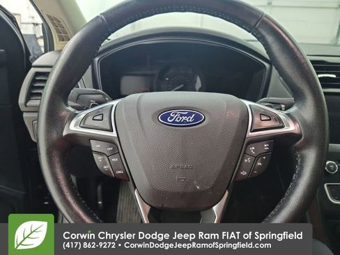 Used 2018 Ford Fusion SE w/ Equipment Group 201A image 21