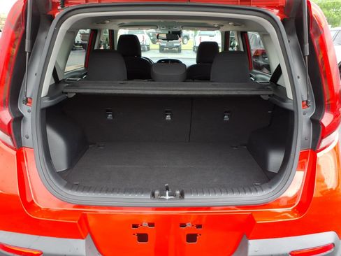 Used 2022 Kia Soul EX FWD image 6
