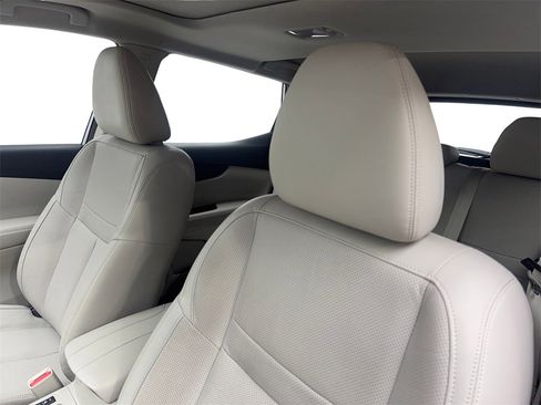 Used 2019 Nissan Rogue Sport SL w/ Premium Package image 28