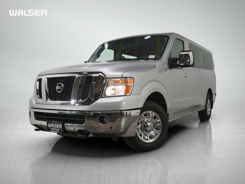 Used 2018 Nissan NV 3500 SL image 1