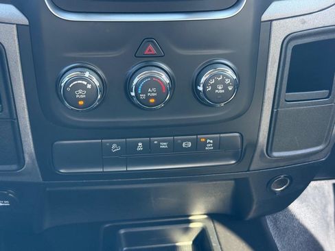 Used 2017 RAM 2500 Tradesman w/ Chrome Appearance Group image 18