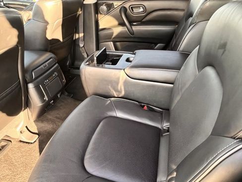 Certified 2024 INFINITI QX80 Luxe image 29