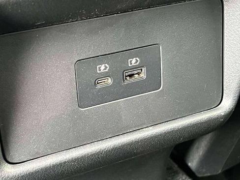 Used 2022 Nissan Rogue SV AWD/4WD image 15