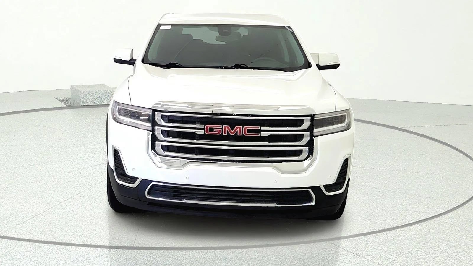 Used 2022 GMC Acadia SLE FWD image 2