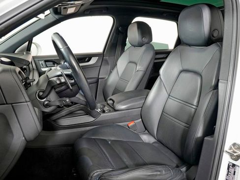 Certified 2024 Porsche Cayenne S w/ Premium Package Plus image 5