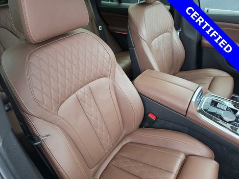 Certified 2024 BMW X5 xDrive40i w/ Premium Package image 29