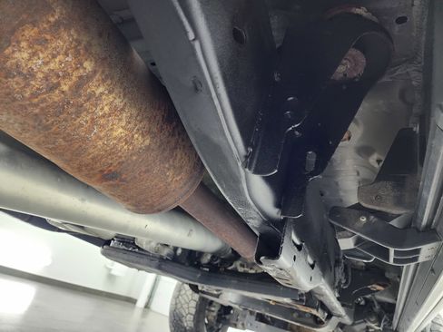 Used 2022 Chevrolet Silverado 3500 High Country image 33